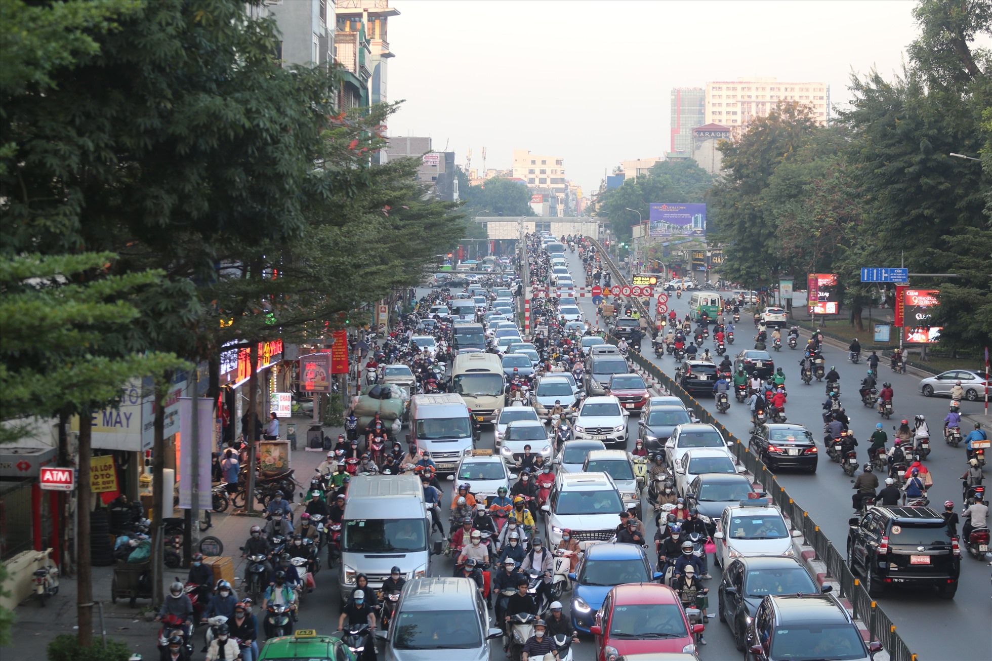 Chống ùn tắc giao thông ở Hà Nội: Triển khai 6 nhóm giải pháp trọng tâm