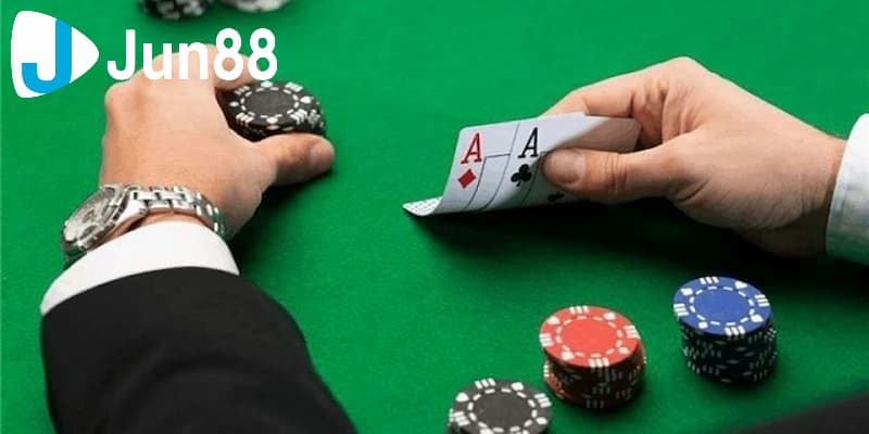 Luật chơi bài sâm miền Bắc chuẩn xác mà bạn nên nắm rõ 3 Luật chơi bài sâm miền Bắc từ cao thủ hàng đầu