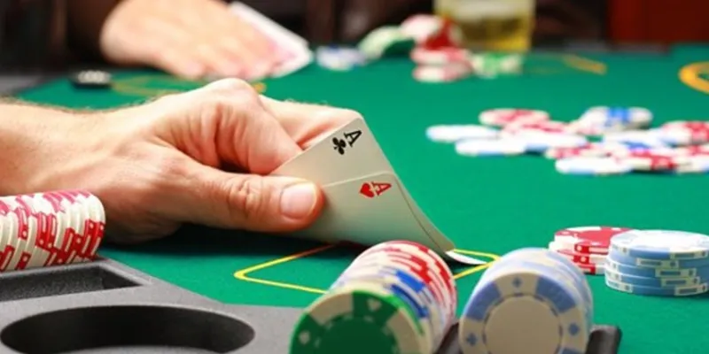 Luật chơi Poker - Những nguyên tắc cần biết để thắng lớn 3 Chi tiết các vòng cược trong poker